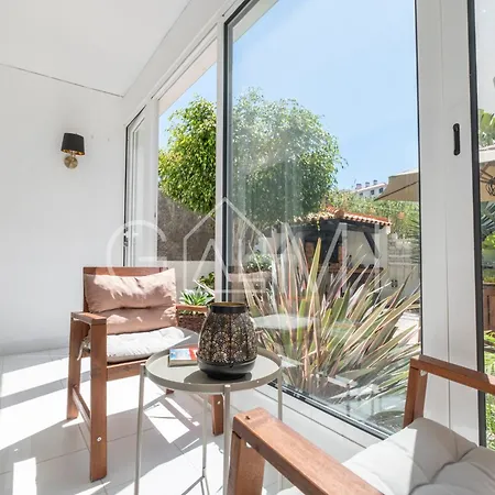 Stylish Garden By Galmi דירה